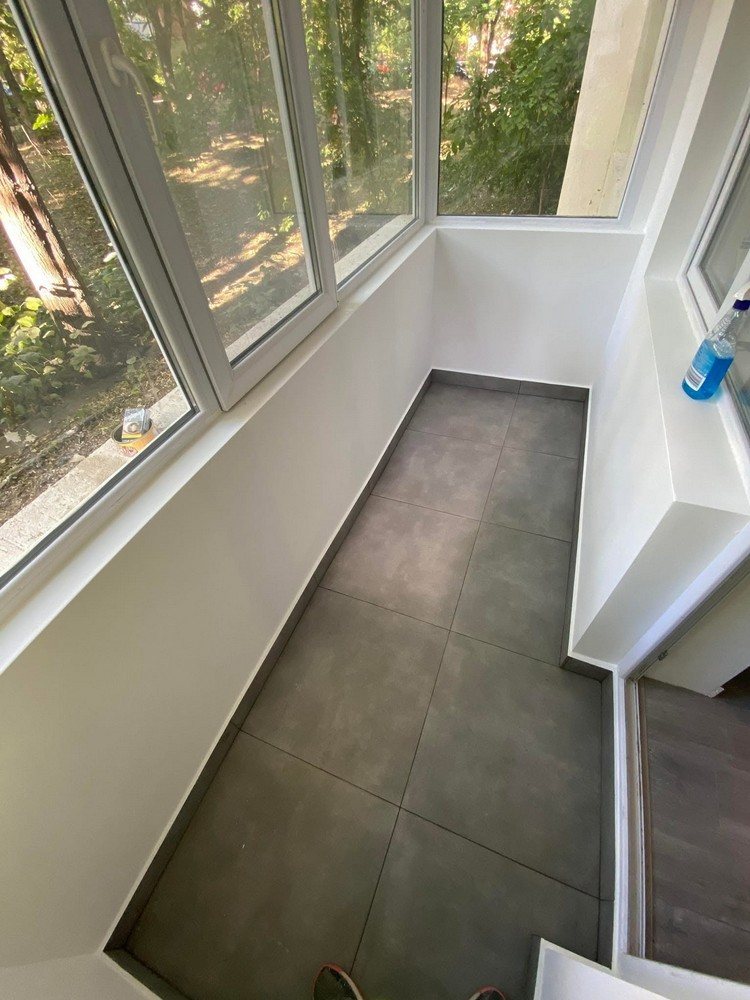 Full Apartment Renovation & Resale project photo 1